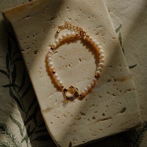 S925 silver Wave pearl bracelet
SKU D0546